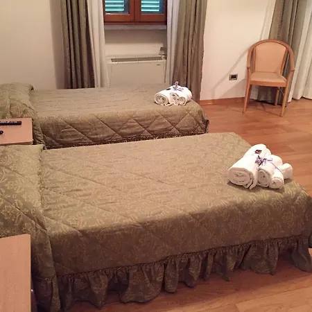 Otel Baccio Da Montelupo 3*