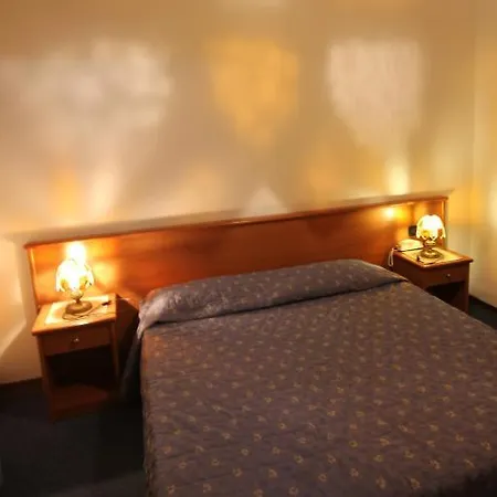 Otel Baccio Da Montelupo 3*